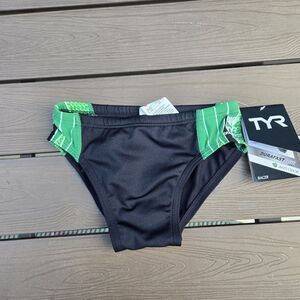 TYR DuraFast Elite Phoenix Destroyer Black/green Racer Boy Swim  Brief Sz 22 New